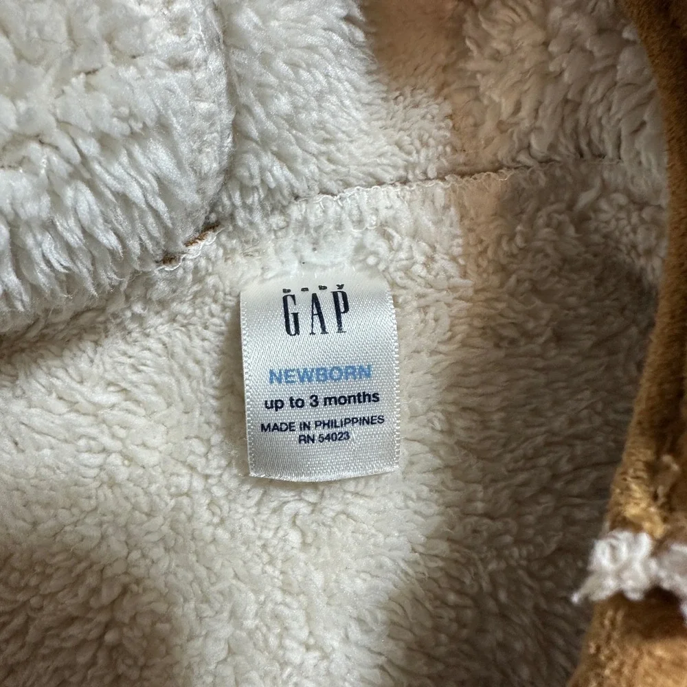 Baby Gap Newborn Faux Suede Sherpa Lined Bunting Bag Hooded Tan Brown 0-3 Months